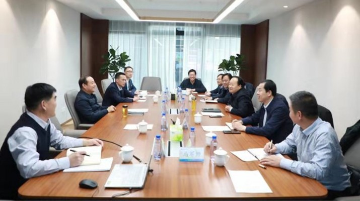 酒泉市肅州區(qū)委副書記、區(qū)長王永宏一行到訪集團(tuán)公司
